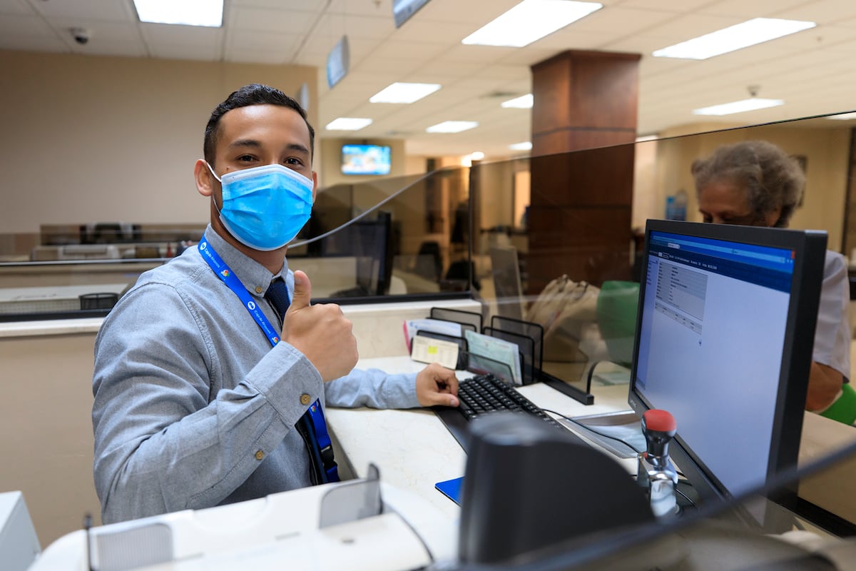 Caja de Ahorros celebra con todo sus 86 años