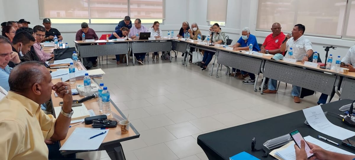 ‘GobierNito’ respalda decisión de la iglesia Católica de suspender la segunda fase del diálogo