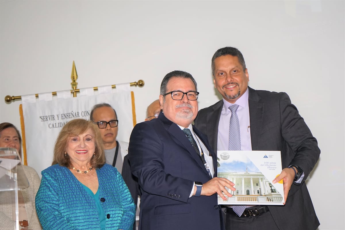 El hospital Santo Tomás presenta ’100 años del Elefante Blanco’ y anuncia nueva sede ambulatoria