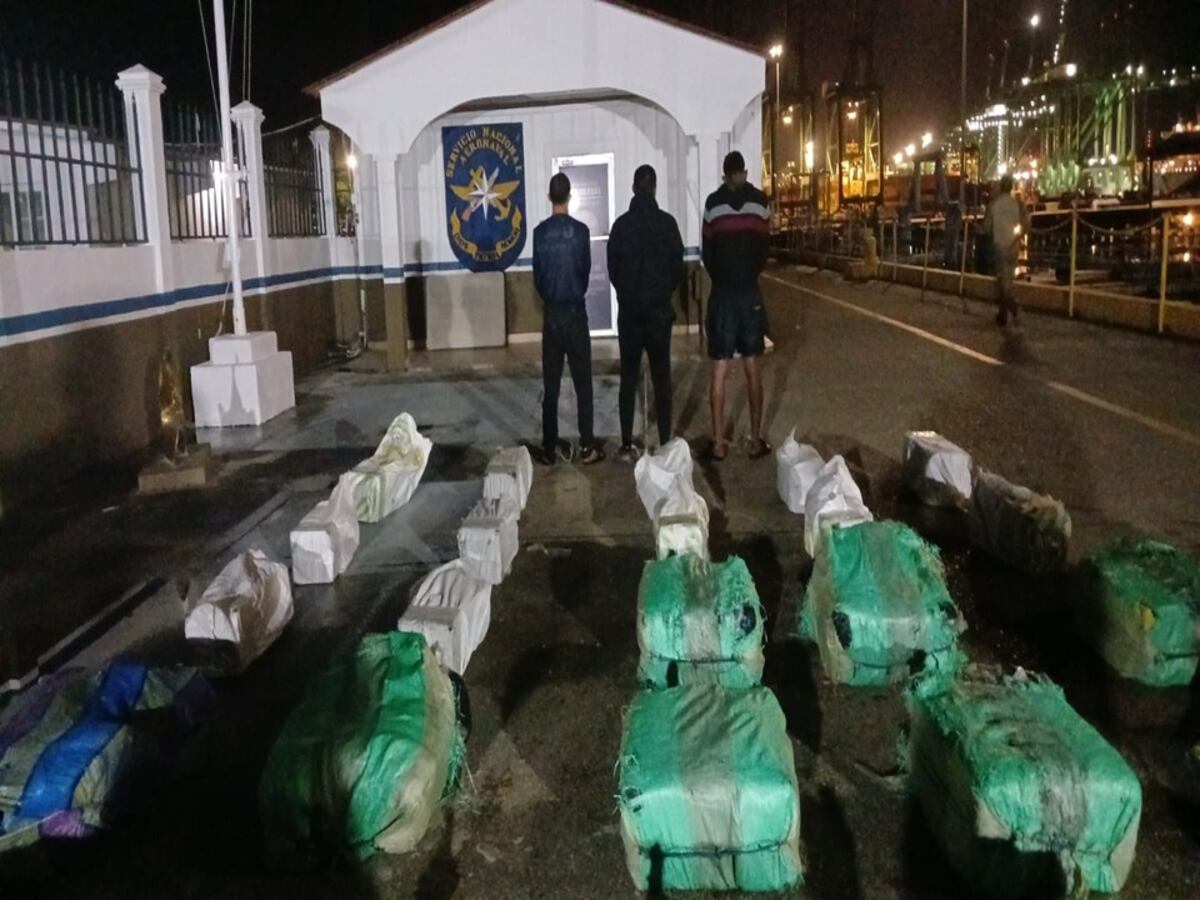 Nuevo decomiso de droga en contenedor con destino a Europa realizado por aeronavales panameños