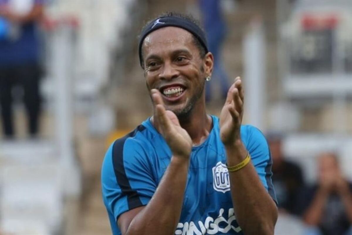 Determinan aprehensión del pasaporte a Ronaldinho por el impago de una multa 