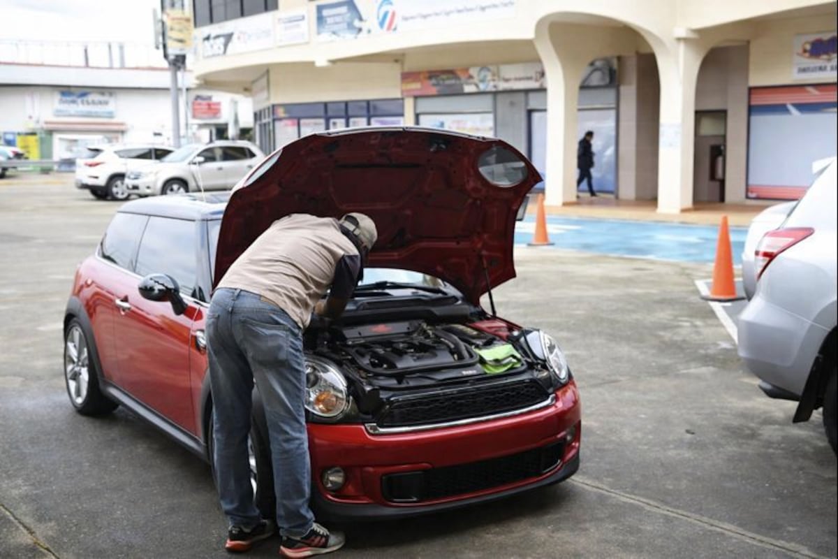 ¡Cuidado te agarran de ‘Congoman’!  Reclamos por autos usados van en alza