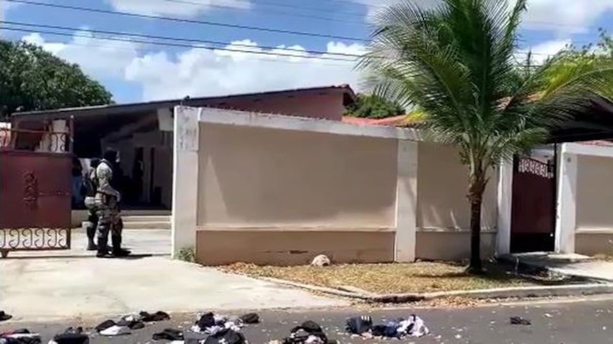 Le dañaron su despedida de soltero cuando llegaron los agentes antidrogas