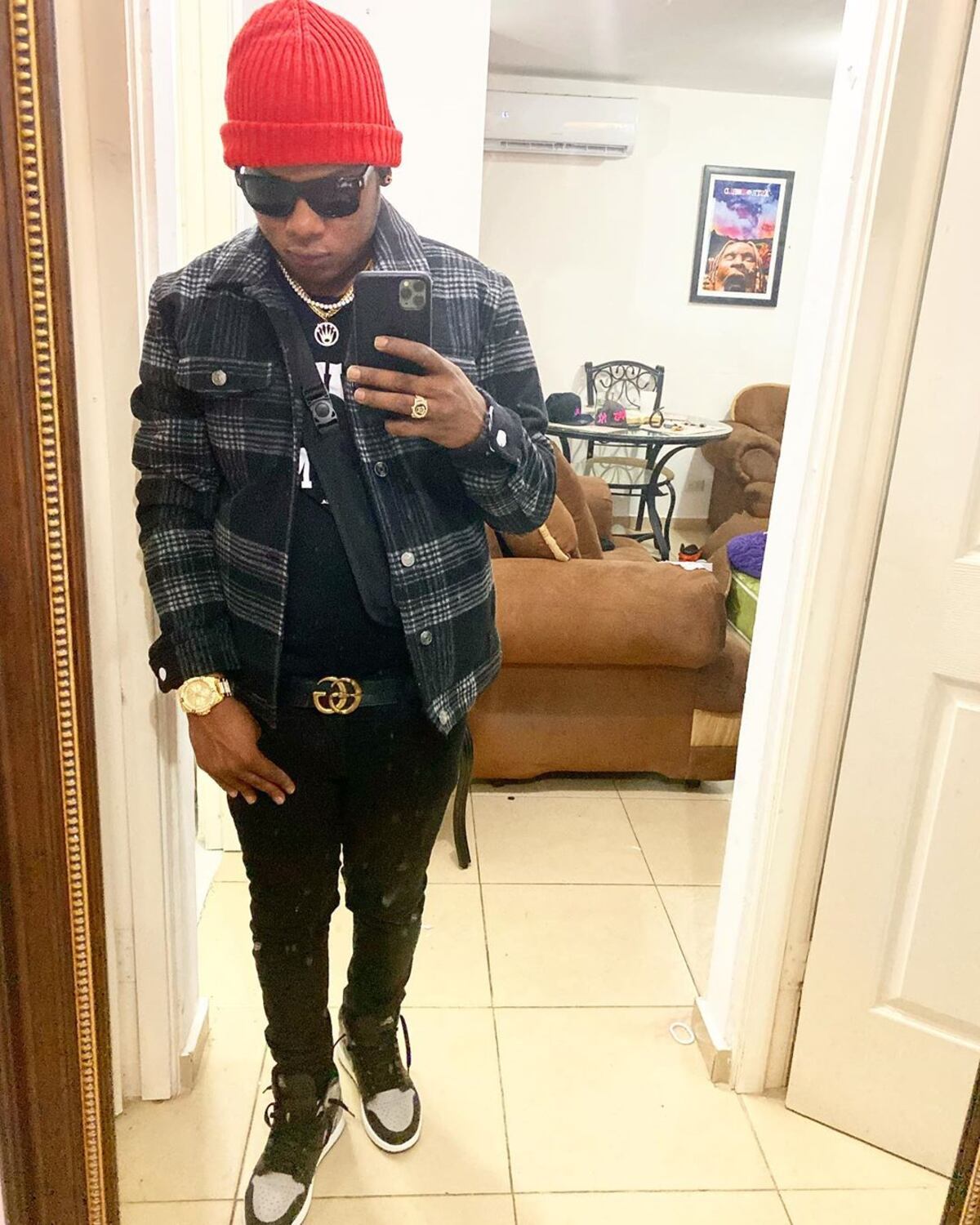 Yemil pide disculpas a las mujeres y promete enfocarse en su carrera con miras a lo internacional