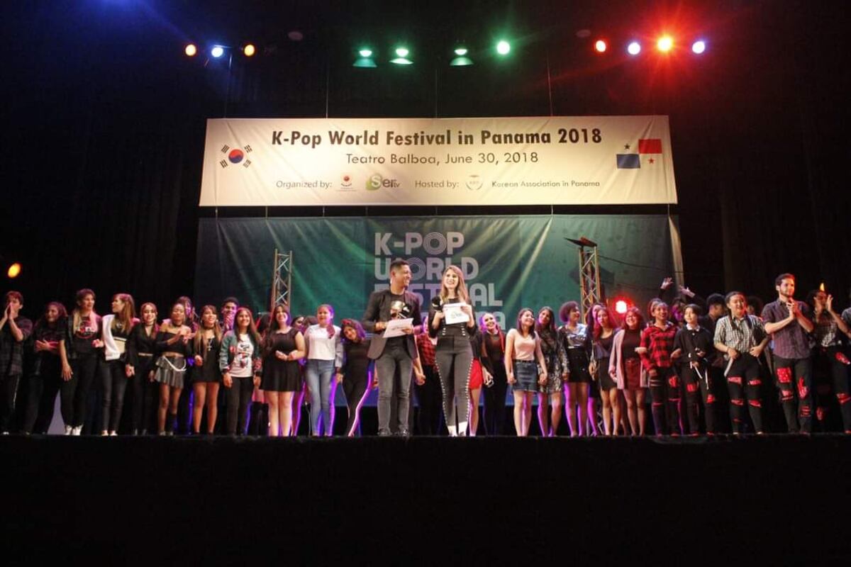 “K-Pop World Festival Panamá 2022” . En el Teatro Balboa