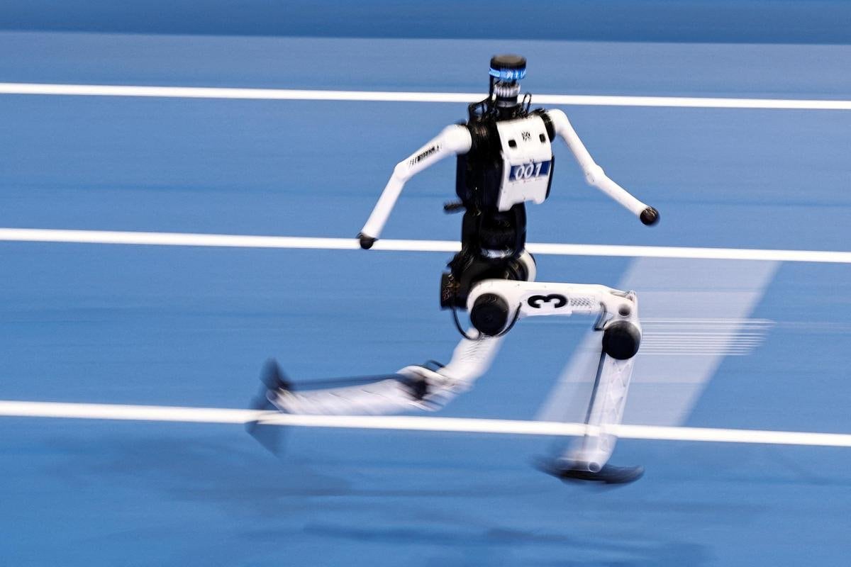 Robot supera a Usain Bolt en los 100 metros