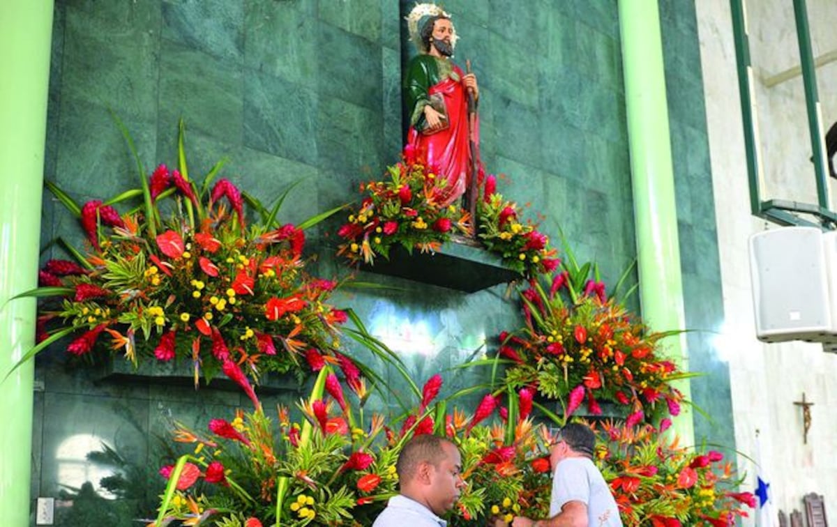 Católicos panameños festejan el día de San Judas Tadeo
