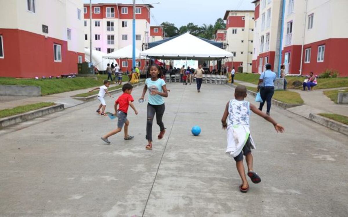 Otro pleque pleque. Cortizo critica, Blandón le da su pa'trás