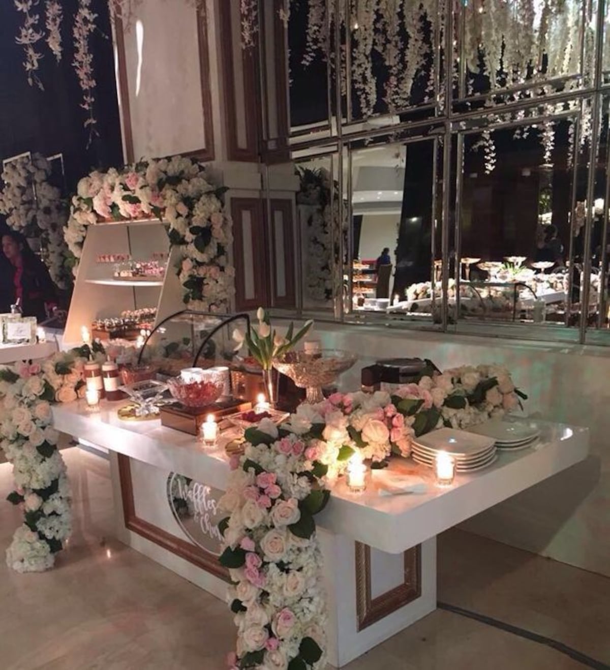 BODA. Se casa hija de Martinelli, sin su papá. No vino a entregarla al altar