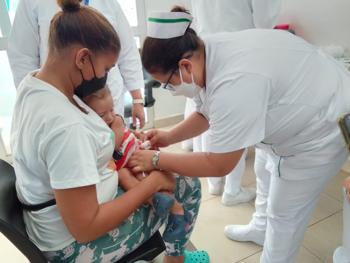 Minsa autoriza el uso de vacuna bivalente en niños de 5 a 11 años