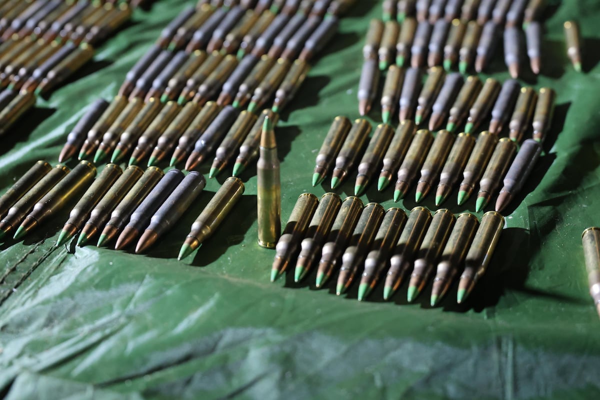 Golpe certero en Veracruz: Caen 5 hombres, mil 465 balas y una lancha robada